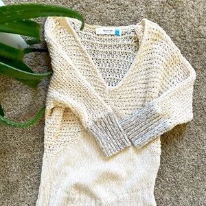 Anthropologie Three Quarter Sleeve Sweater Women’s Size Small